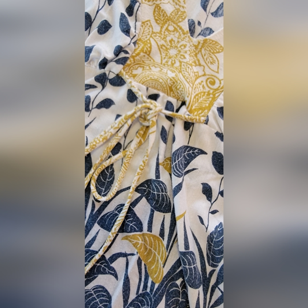 Tunic - Picture 9 of 9
